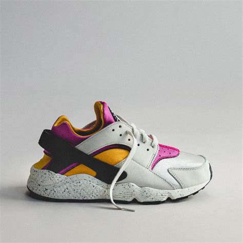 Nike Air Huarache jetzt günstig kaufen! 